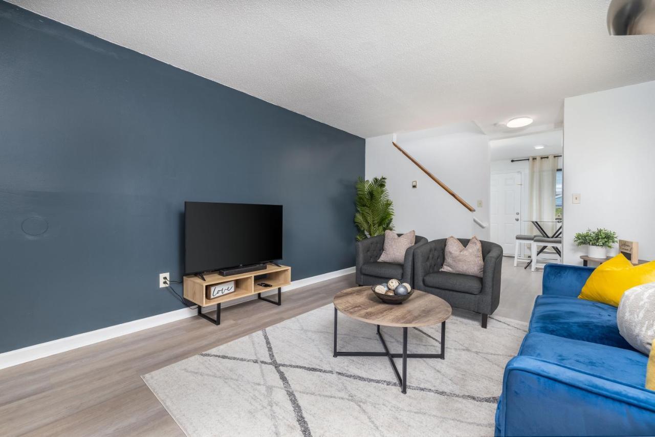 Beautiful 3 Bedroom Condo In Hartford! Exteriér fotografie